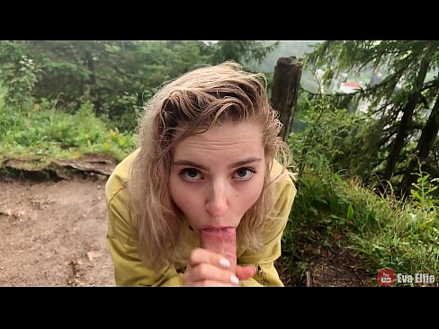 ❤️ মেয়ে একটি পাবলিক blowjob পরে কাম গিলে - Eva Elfi যৌনতা  ☑